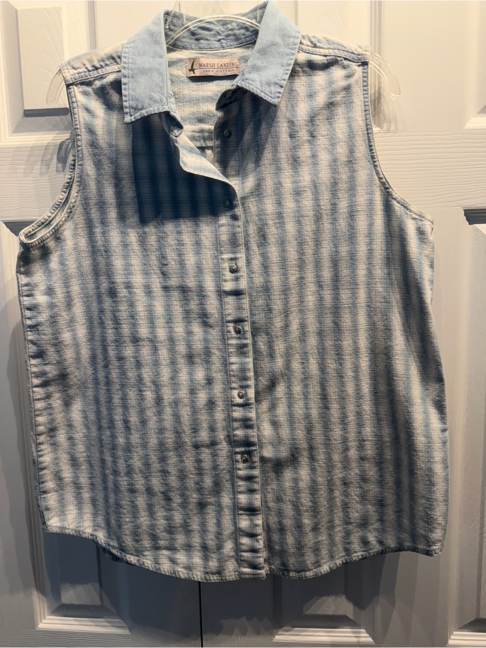Marsh Landing Light Blue & White Sleeveless Plaid Button-Down Denim Top